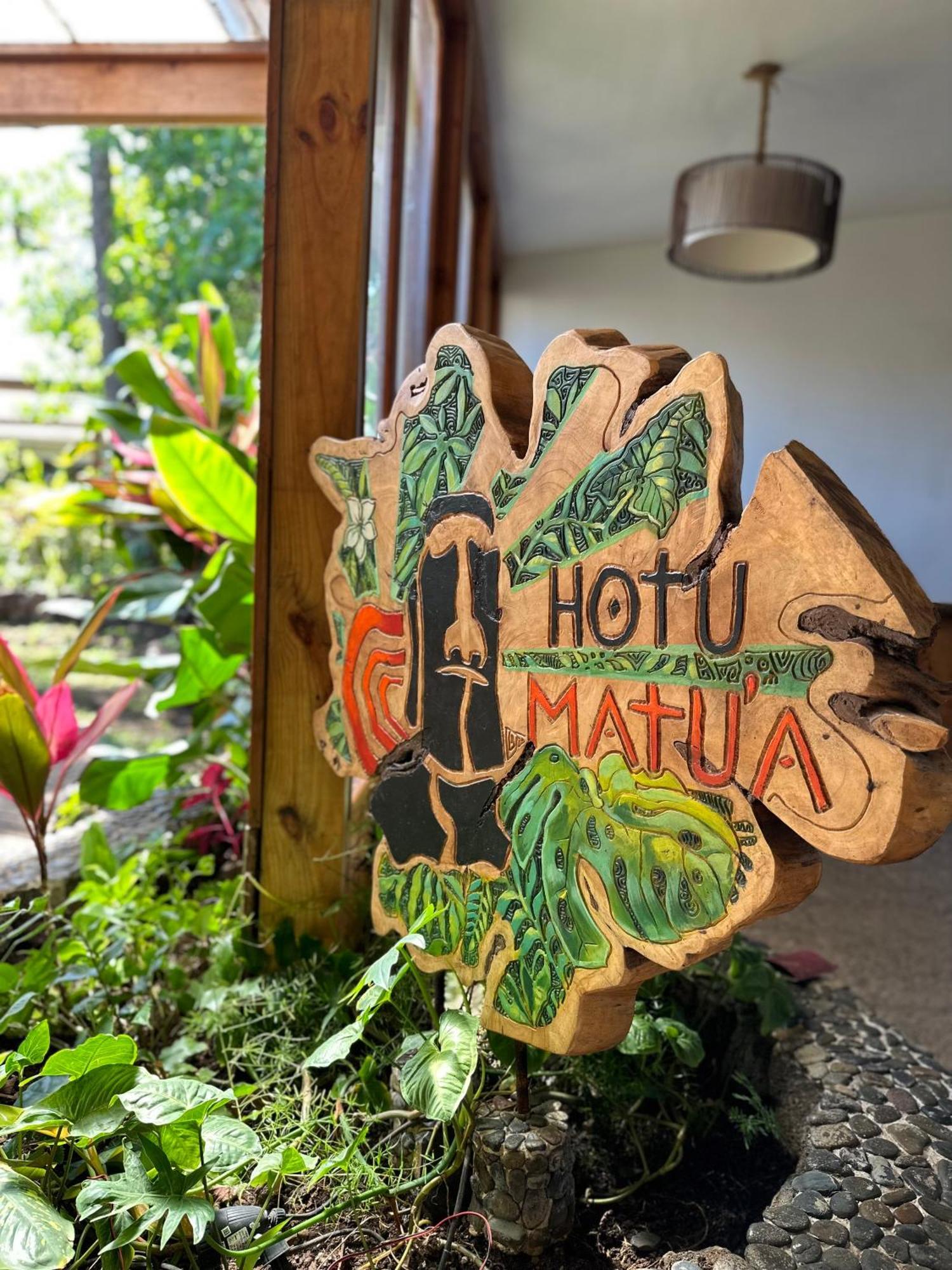 Hotel Hotu Matua By Ei Hanga Roa Exterior photo